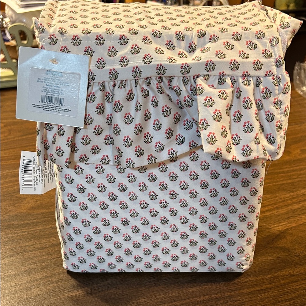 Target Floral Print Queen Sheet Set - White with Pink and Green Accent
